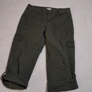 Market & Spruce Olive Cargo Capris Women Size 12